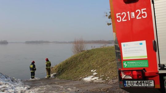 Straż pożarna kontroluje stan Wiłsy i Wieprza