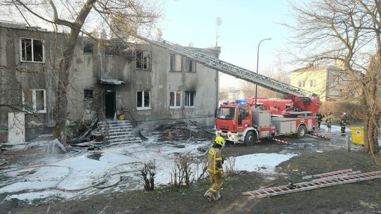 Pożar bloku socjalnego przy ul. Wrońskiej