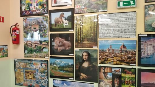 Wystawa puzzli w DPS dla osób niepełnosprawnych fizycznie w Lublinie. Wystawa puzzli w DPS dla osób niepełnosprawnych fizycznie w Lublinie.