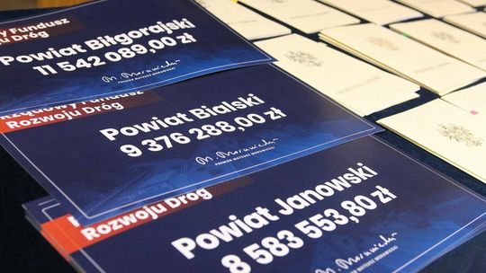 Podpisanie umów na budowę dróg w regionie