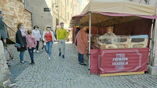 Jarmark Tradycji na ulicy Szambelańskiej wznowił działalność