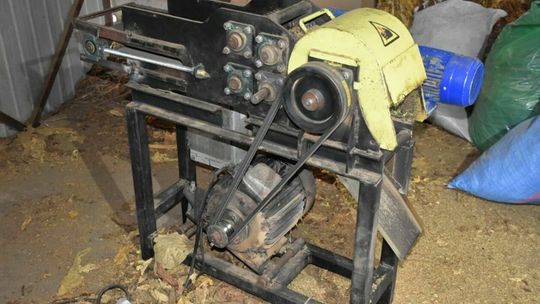 nielegalna fabryka papierosów