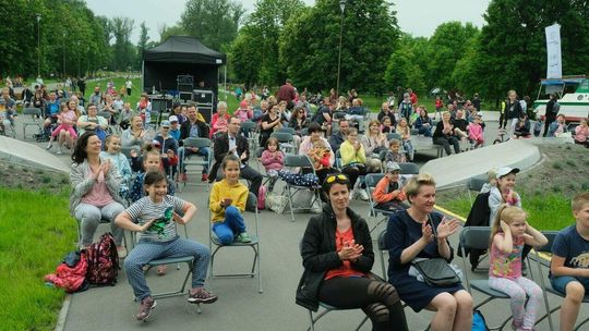Piknik rodzinny w Parku Ludowym