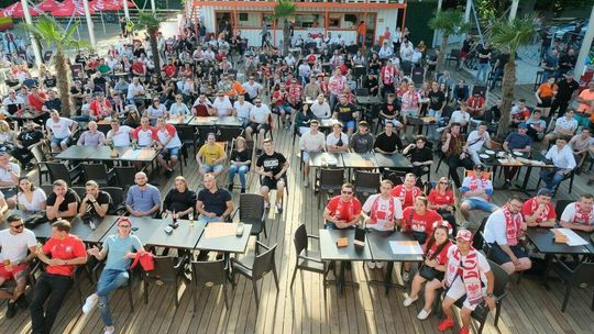Strefa kibica podczas meczu Polska vs Słowacja w Playa Marina