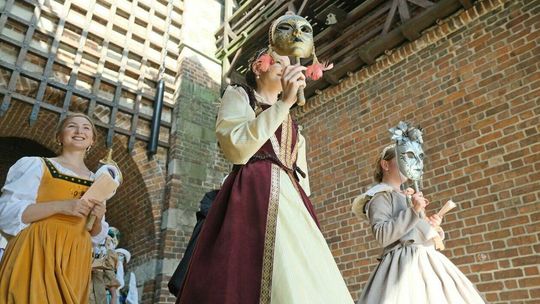 IV Międzynarodowy Festiwal Renesansu korowód