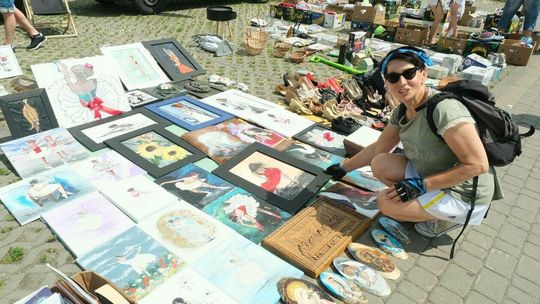 Wyprzedaż garażowa na Targu pod Zamkiem