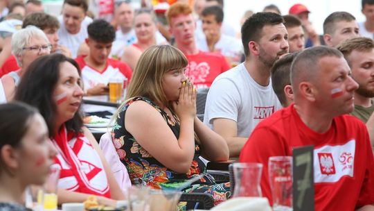 Polska - Szwecja w strefie kibica nad Zalewem Zemborzyckim