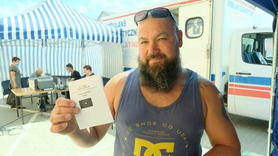 Mobilny punkt szczepień przed Urzędem Gminy w Sernikach Mobilny punkt szczepień przed Urzędem Gminy w Sernikach