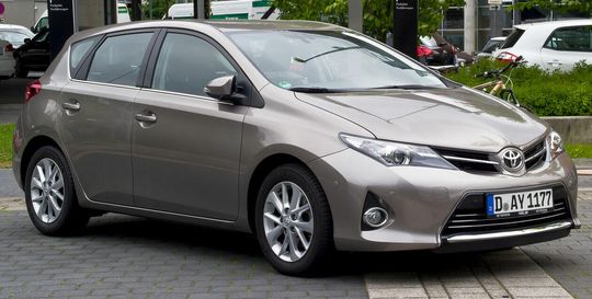 4. Toyota Auris