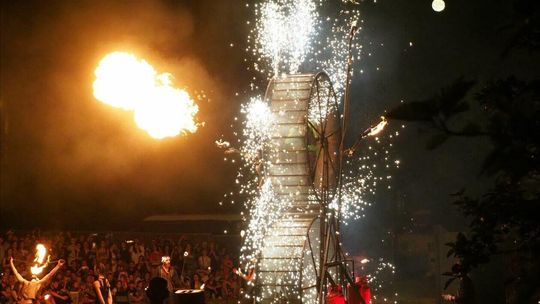 Carnaval Sztukmistrzów: Manster Ville & Blackout Paradox Carnaval Sztukmistrzów: Manster Ville & Blackout Paradox