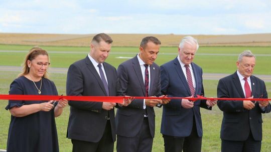 Otwarcie lotniska PWSZ w Depułtyczach Królewskich