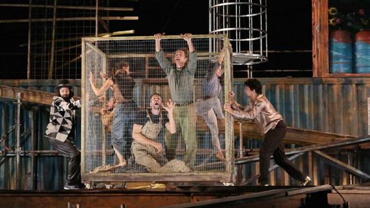 Spektakl pt WeLand. Podróż do nowej ery