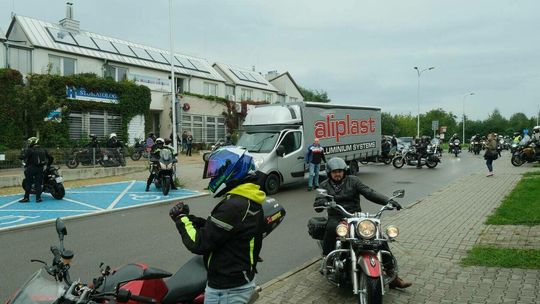 Dary od motocyklistów dla pacjentów Hospicjum im. Małego Księcia