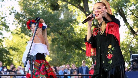 Cleo zaśpiewała w puławskim porcie Cleo zaśpiewała w puławskim porcie