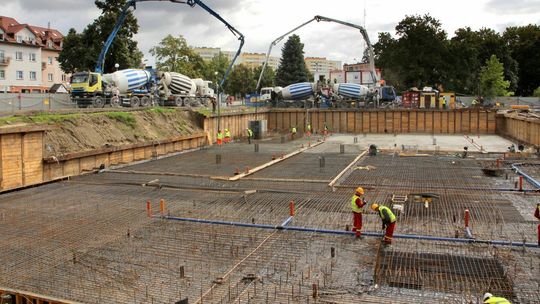 Budowa mediateki w Puławach