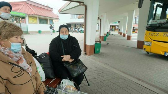 Pasażerowie na lubelskim dworcu PKS