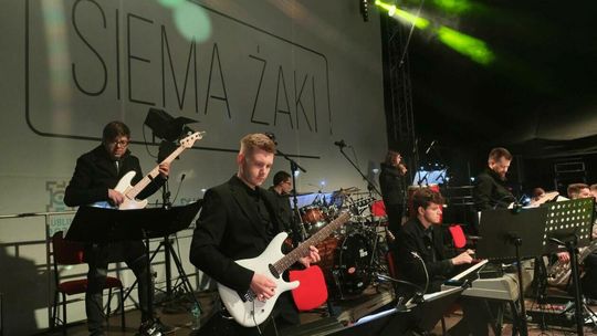 Koncert pt. Siema żaki! na placu Litewskim