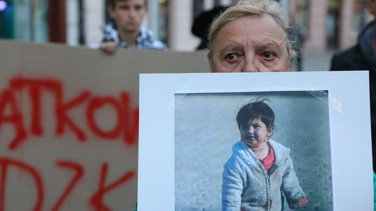 Gdzie są dzieci z Michałowa? Niemy protest przed siedzibą PiS