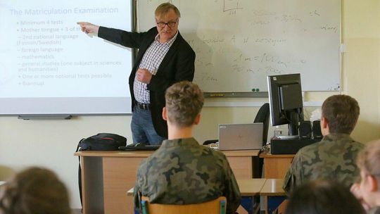 Matti Hannikainen poprowadził lekcję w XXVII LO