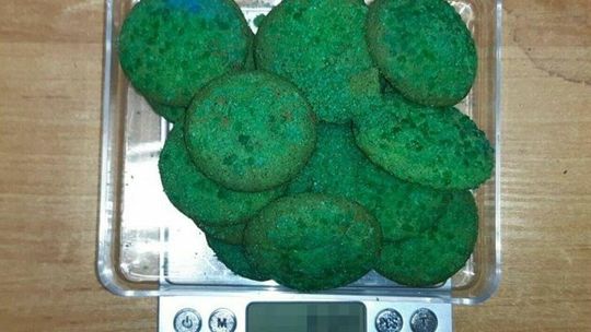 Narkotyki i ciasteczka w samochodzie Łotysza Narkotyki i ciasteczka w samochodzie Łotysza