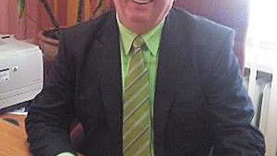 Roman Dziura, burmistrz Józefowa