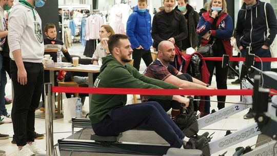 Wiosłowali dla WOŚP Wiosłowali dla WOŚP