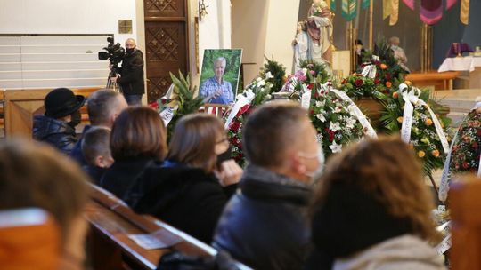 Pogrzeb prof. Jerzego Bartmińskiego