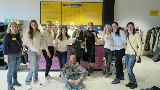 Wolne ciuchy dla ukraińskich uchodźców w galerii Olimp