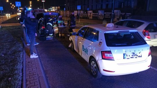 Zderzenie samochodów na al. Spółdzielczości Pracy w Lublinie