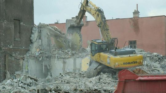 Rozpoczęło się wyburzanie budynków dawnego LZPS Protektor przy ul. Kunickiego 20 w Lublinie