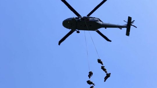 Ćwiczenia kontrterrorystów nad Lublinem