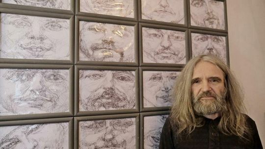 Wernisaż wystawy rysunku lubelskiego artysty Piotra Łucjana