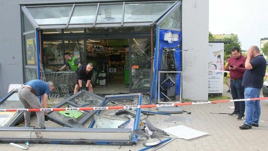 Bankomat, ul. Tatarakowa Bankomat, ul. Tatarakowa