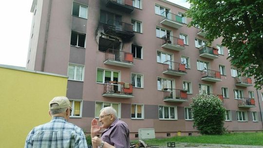 Skutki pożaru w bloku przy ul. Sokolej w Lublinie