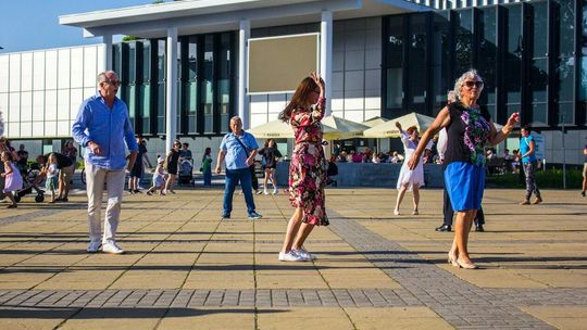 Dancing Międzypokoleniowy w Puławach Dancing Międzypokoleniowy w Puławach