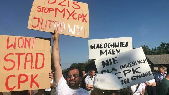 Blokada krajowej 17 w Wólce Orłowskiej - protest przeciwko CPK