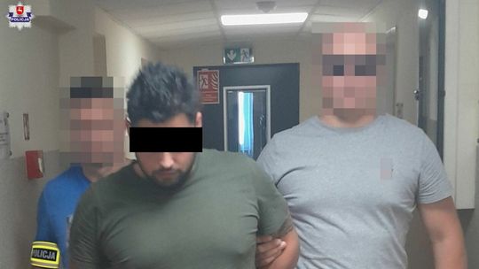 Zatrzymanie oszustów podających się za policjantów