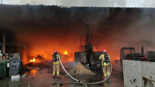 Pożar hali magazynowej przy ul. Metalurgicznej