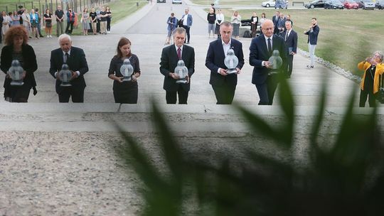 Ceremonia Pamięci w Muzeum na Majdanku Ceremonia Pamięci w Muzeum na Majdanku