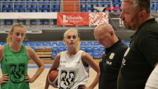 Pierwszy trening Pszczółki Polski Cukier AZS UMCS Lublin Pierwszy trening Pszczółki Polski Cukier AZS UMCS Lublin