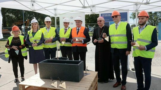 Podpisanie i wmurowanie aktu erekcyjnego w elektrociepłowni na Wrotkowie