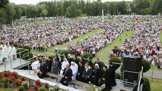 Pielgrzymi w Wąwolnicy