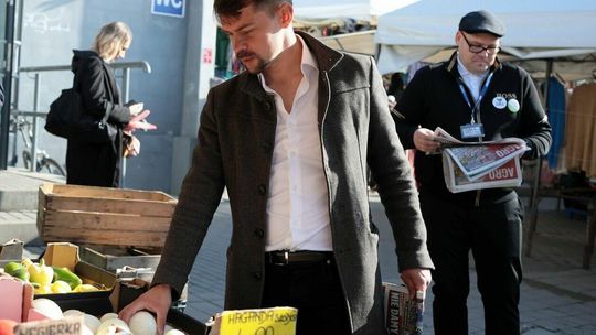 Prezes Agrounii na targu przy ul. Ruskiej
