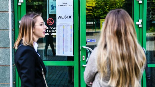 Egzamin na aplikacje