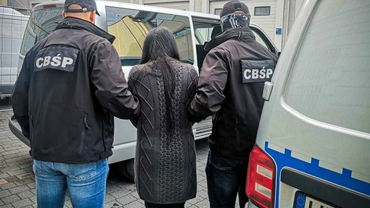 Policjanci zatrzymali 8 osób związanych z nocnymi klubami