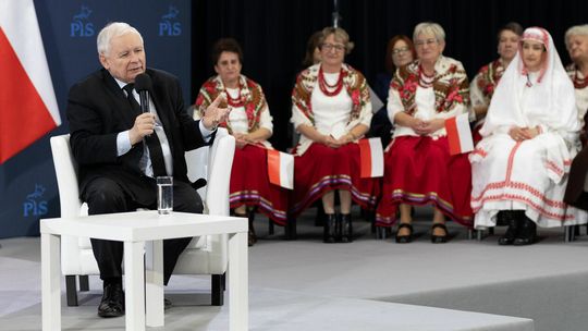 Jarosław Kaczyński na spotkaniu z wyborcami w Zamościu