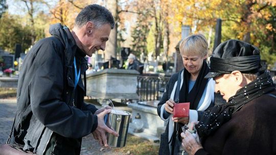 Kwesta na cmentarzu przy ul. Lipowej