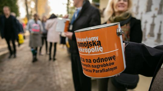 Kwesta na cmentarzu parafialnym – Zamość 2022 Kwesta na cmentarzu parafialnym – Zamość 2022