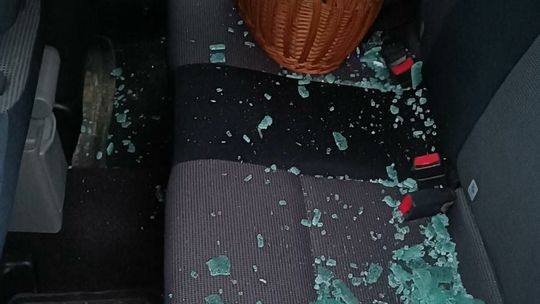 Zniszczony samochód Olgi Kisielewicz