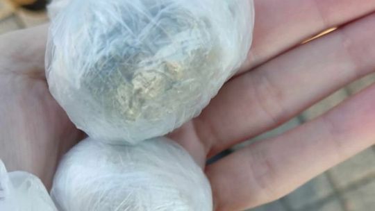 Narkotyki w samochodzie 23-latka